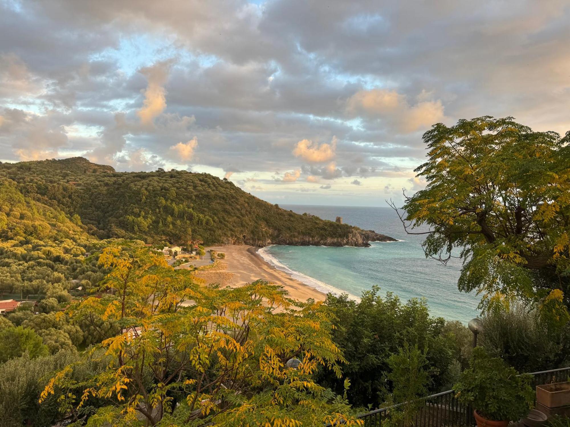 La Casa Di Paolo Casa Di Charme Hotel มารีนาดีกาเมโรตา ภายนอก รูปภาพ