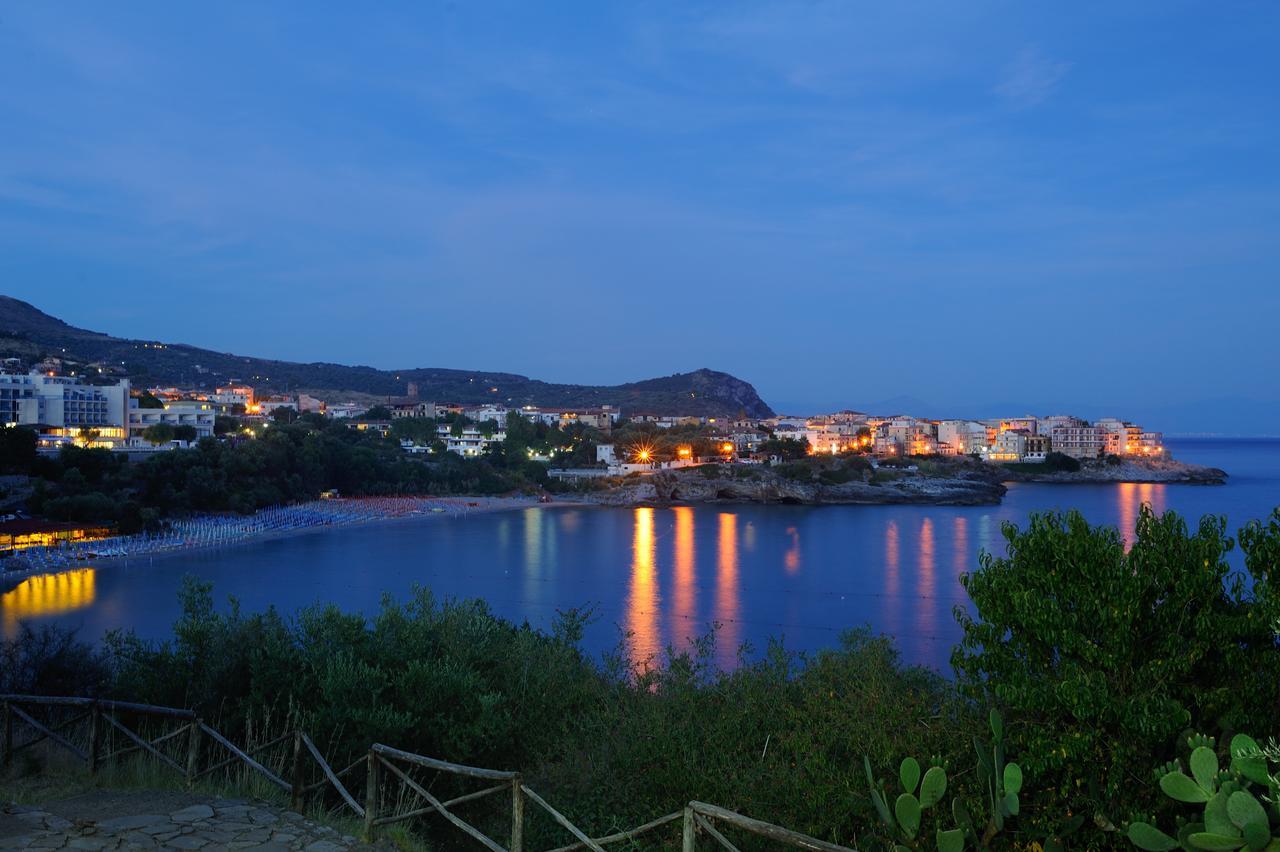 La Casa Di Paolo Casa Di Charme Hotel มารีนาดีกาเมโรตา ภายนอก รูปภาพ