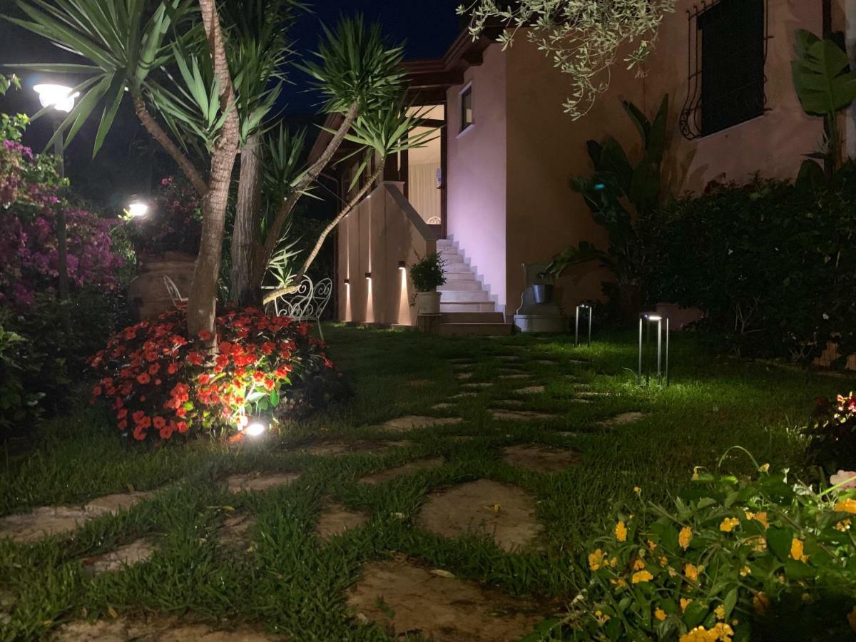 La Casa Di Paolo Casa Di Charme Hotel มารีนาดีกาเมโรตา ภายนอก รูปภาพ