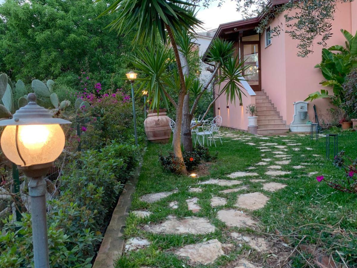 La Casa Di Paolo Casa Di Charme Hotel มารีนาดีกาเมโรตา ภายนอก รูปภาพ