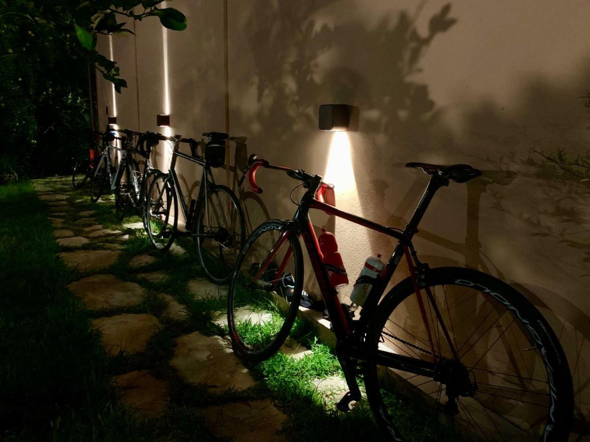 La Casa Di Paolo Casa Di Charme Hotel มารีนาดีกาเมโรตา ภายนอก รูปภาพ